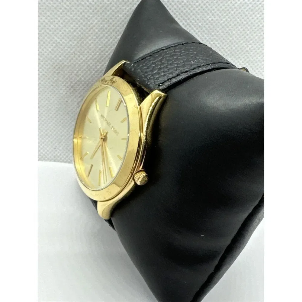Michael Kors Runway MK3179 Women's Black Leather Analog Dial Quartz Watch JNA444